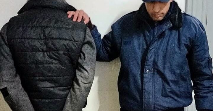 La Policía realizó allanamientos por una causa de robo y demoró a un sujeto