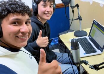 Con la radio escolar, los alumnos de la Escuela N°20 fortalecen sus habilidades comunicacionales