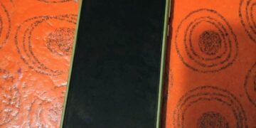 Tras un allanamiento, la Policía recuperó un teléfono celular que había sido sustraído