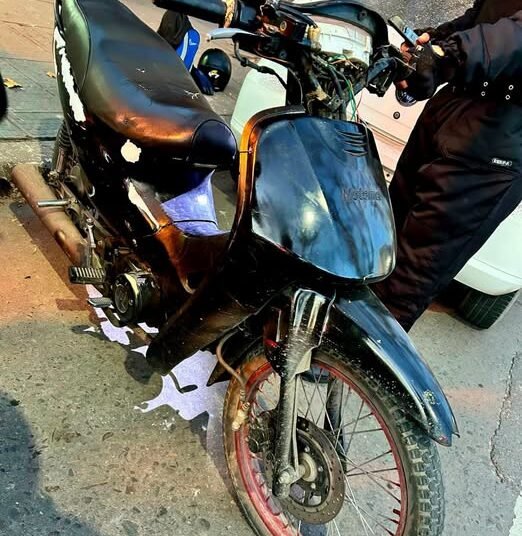 Demoraron a una mujer que circulaba en una moto con pedido de secuestro