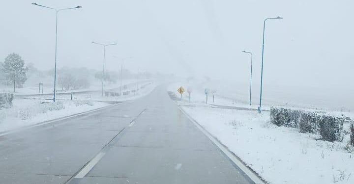 La nieve también sorprendió a Villa Mercedes