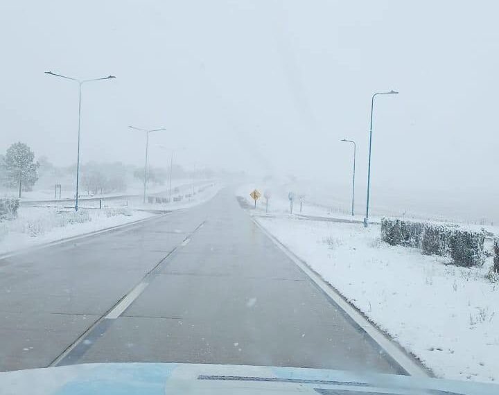 La nieve también sorprendió a Villa Mercedes