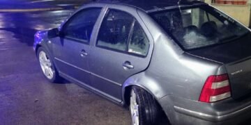 Chocó un vehículo estacionado. El test de alcoholemia dio positivo
