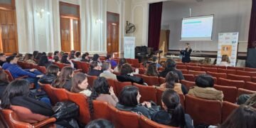 Una Jornada CLIP abordó las fake news y facilitó herramientas para detectarlas