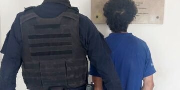 Demoraron a un sujeto que causó disturbios y amenazó a ciudadanos